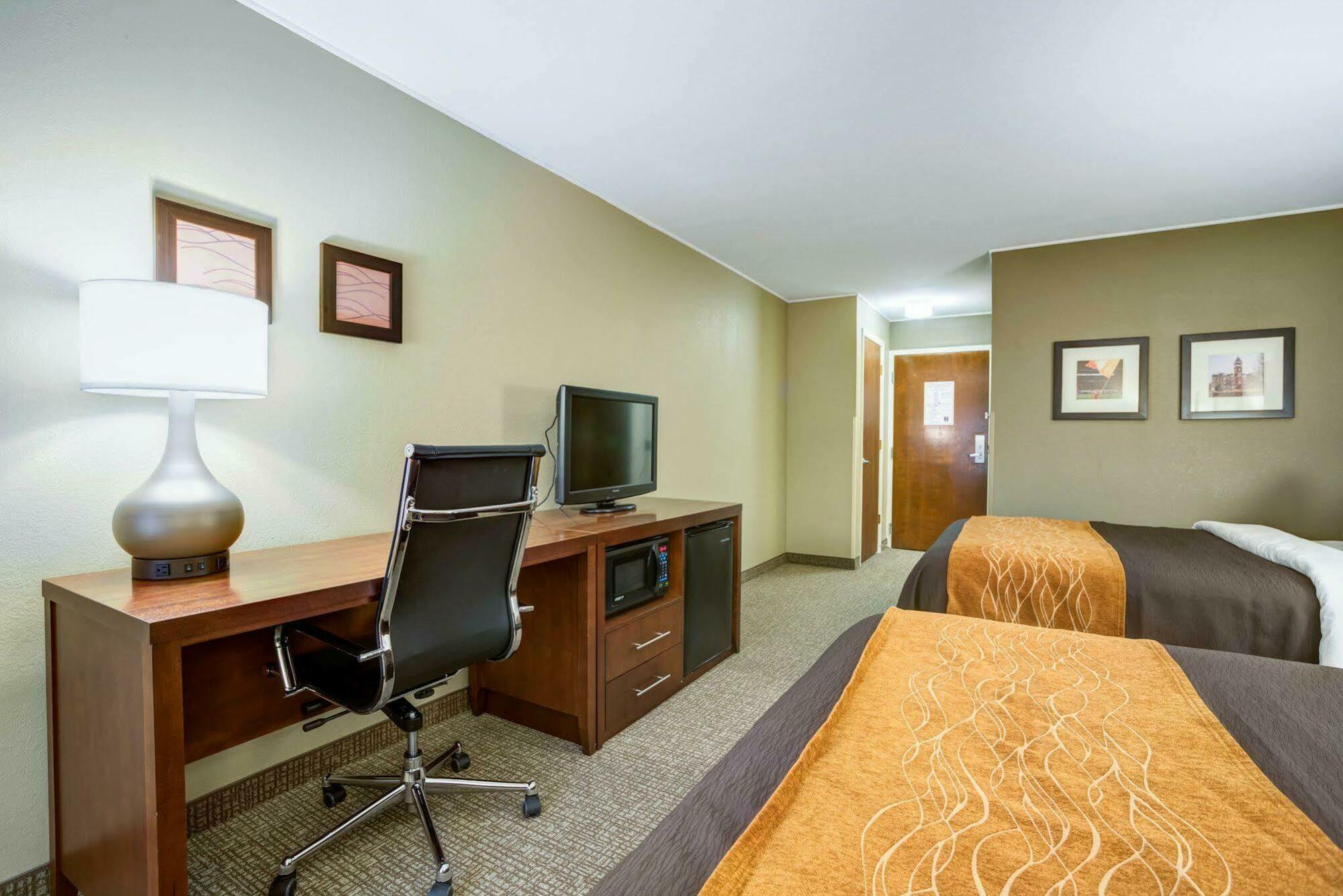 Comfort Inn & Suites Clemson - University Area Ngoại thất bức ảnh